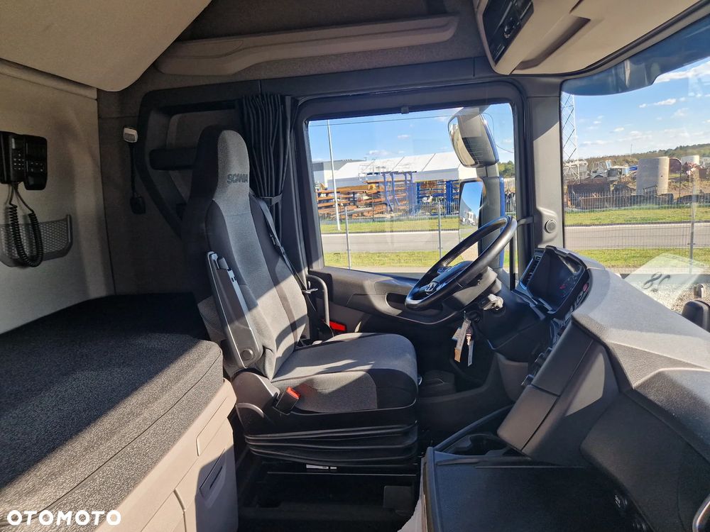 Scania S450/ 2021/ MEGA LOWDECK/ BAKI 1200L/ KLIMA POSTOJOWA/ FULL LEDY/ NOWEJ GENERACJI TACHO/ PO ZŁOTYM KONTRAKCIE - 33