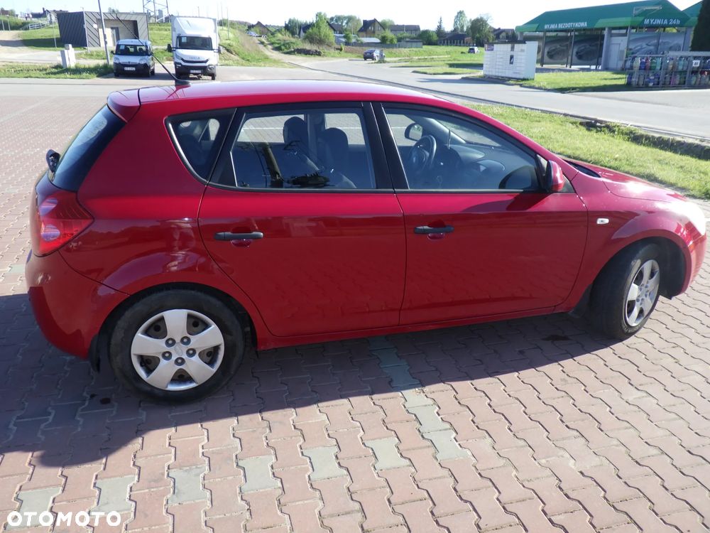 Kia Ceed 1.6 Comfort - 5