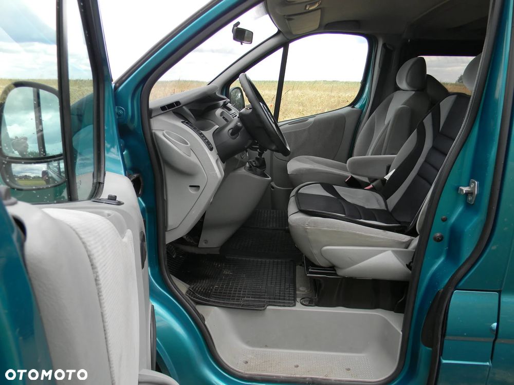 Renault Trafic - 21