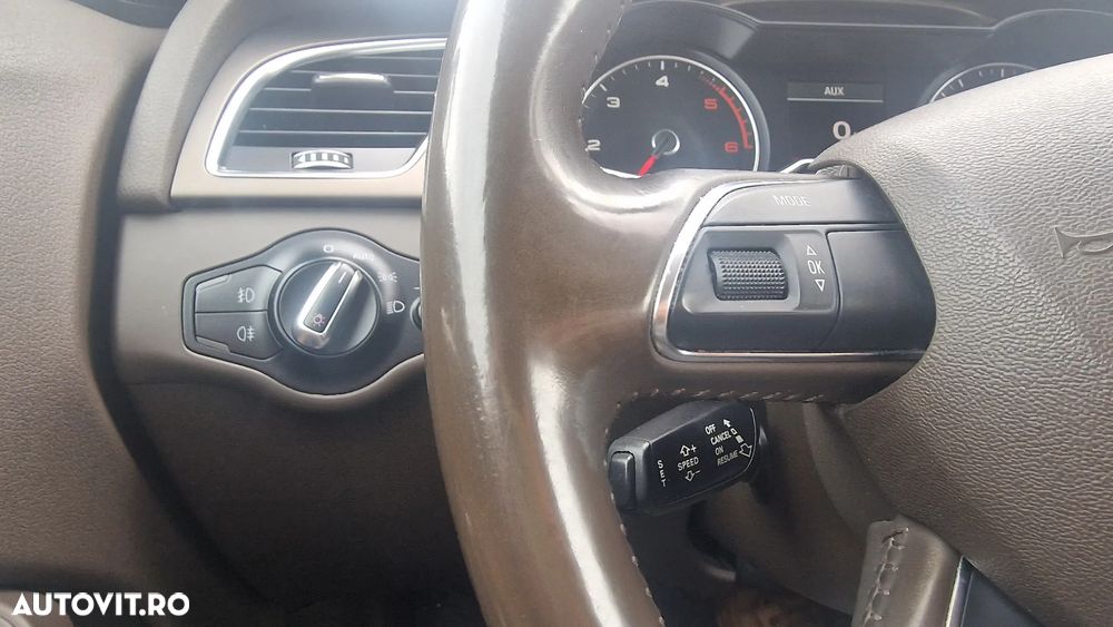 Audi A4 2.0 TDI DPF multitronic Ambition - 15