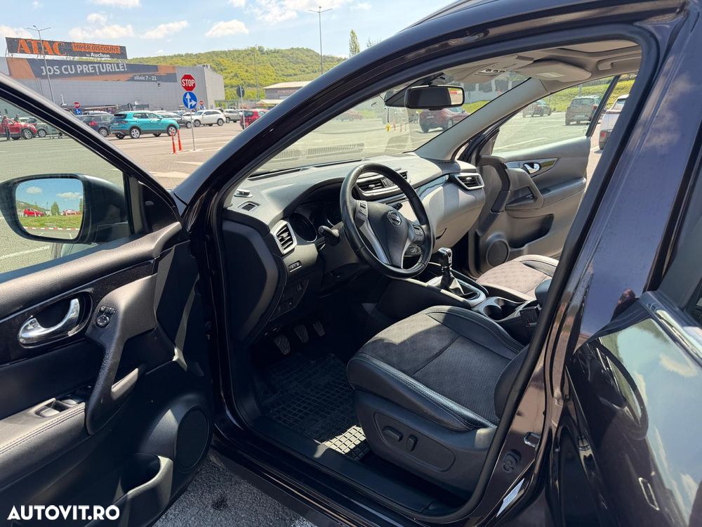 Nissan Qashqai 1.6 DCI Start/Stop 4X4-i Tekna - 17