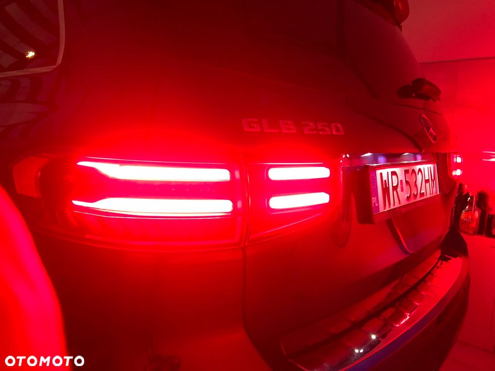 Mercedes-Benz GLB 250 4Matic 8G-DCT Progressive Advanced - 9