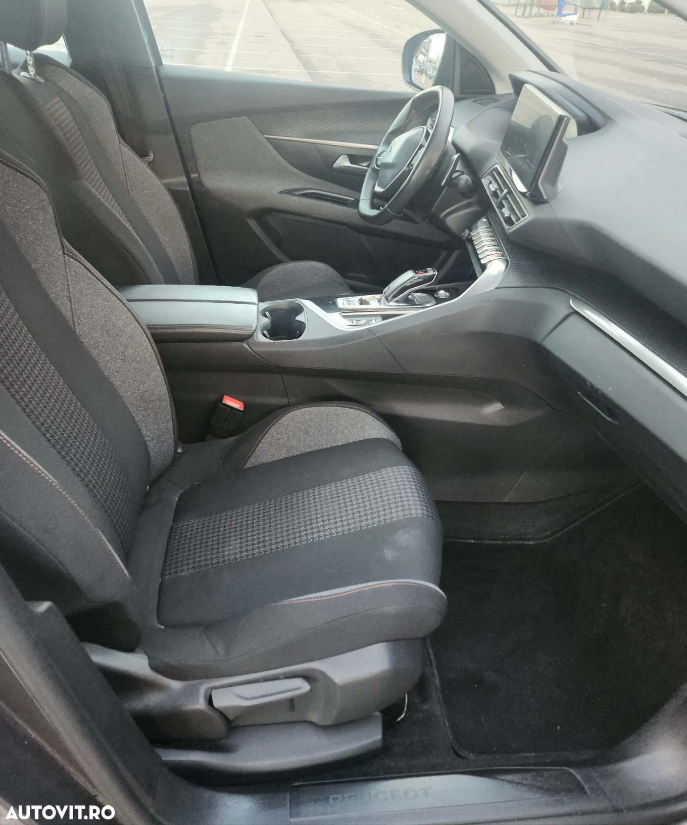 Peugeot 3008 1.2 PureTech 130 EAT8 Active Pack - 19