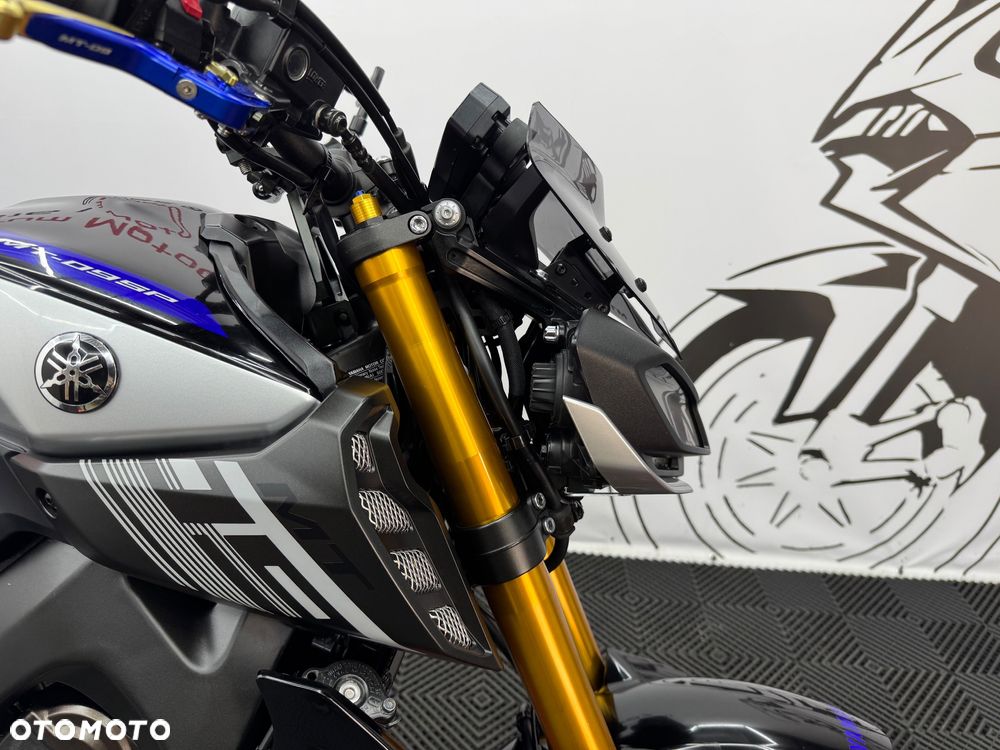 Yamaha MT - 28