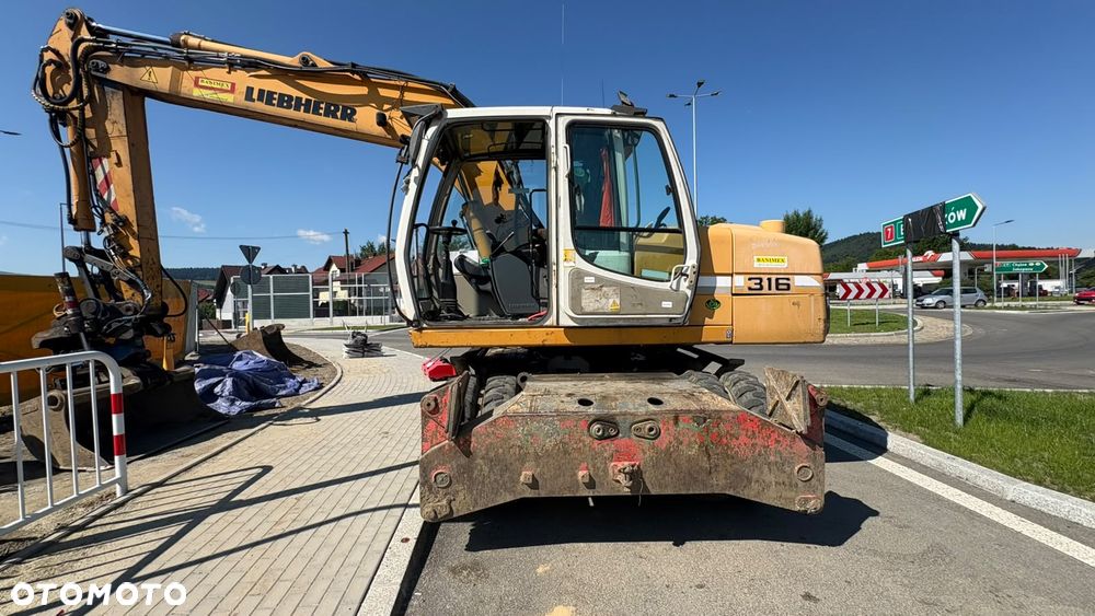 Liebherr A316 - 2