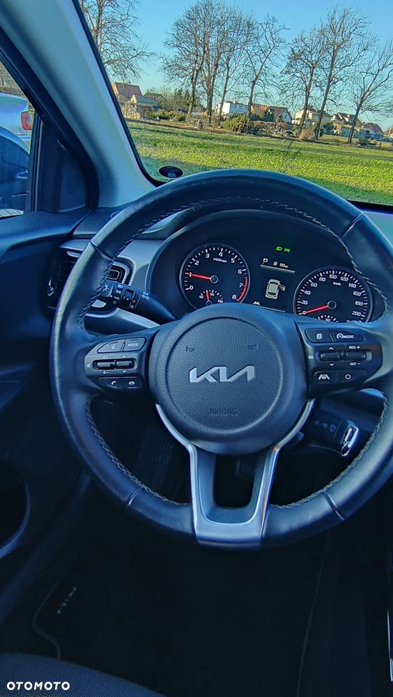 Kia Rio - 16