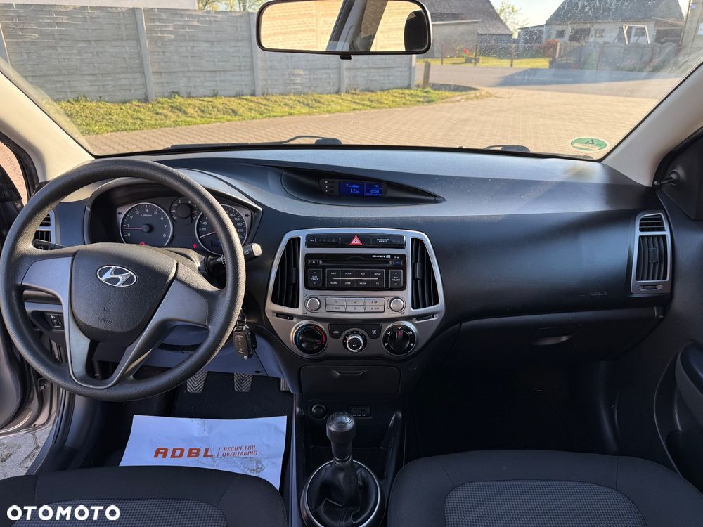 Hyundai i20 1.25 Comfort - 13