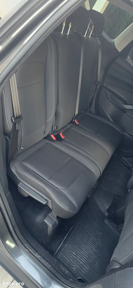 Ford Kuga 1.5 EcoBoost 2x4 Business Edition - 20