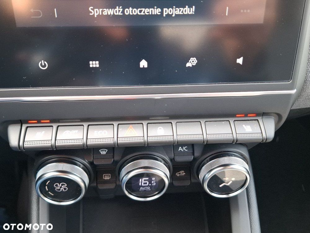 Mitsubishi Colt 1.0T Invite Style Cold - 24