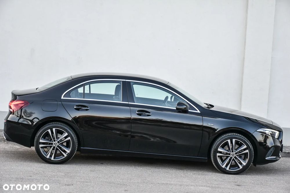 Mercedes-Benz Klasa A 250 e 8G-DCT Progressive Advanced - 17