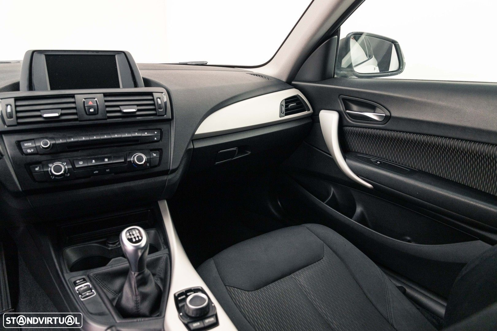 BMW 116 d Line Urban - 10