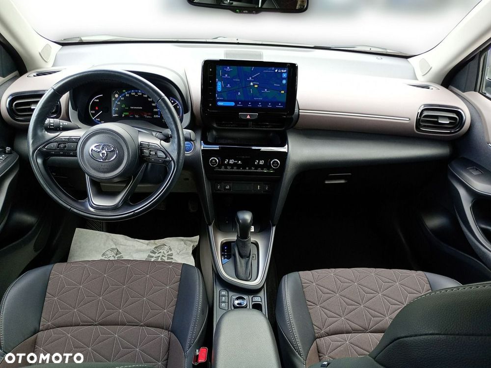 Toyota Yaris Cross - 10