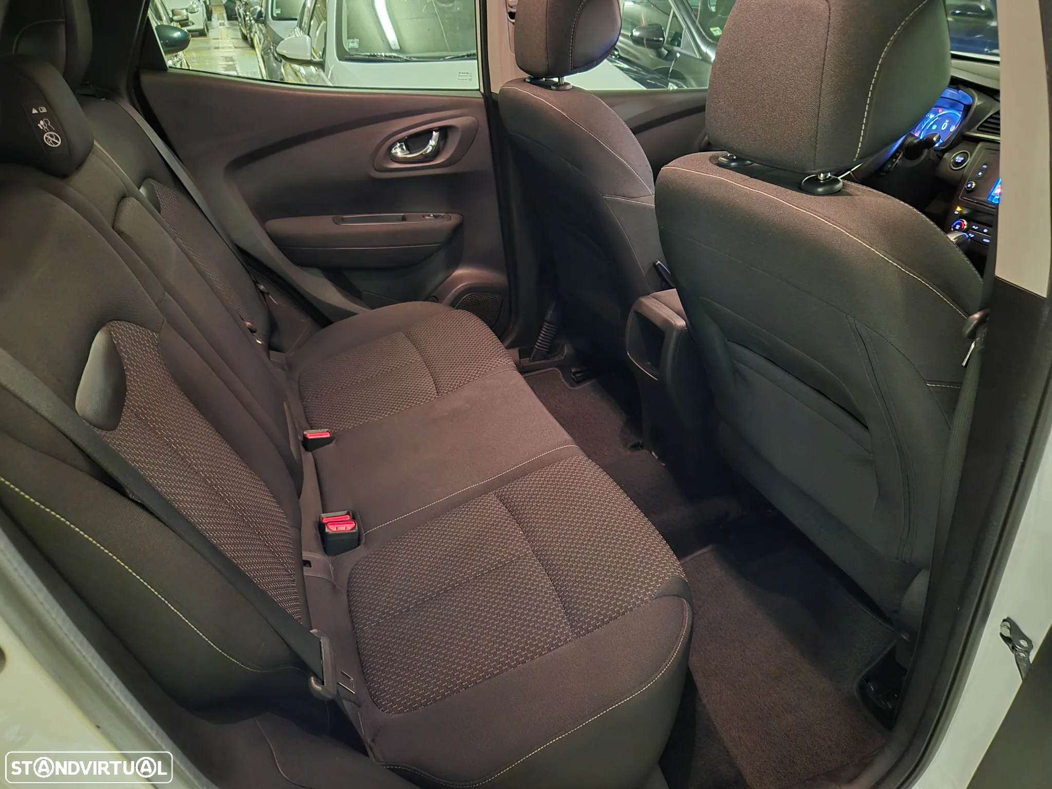 Renault Kadjar Energy dCi 110 EDC Business - 17