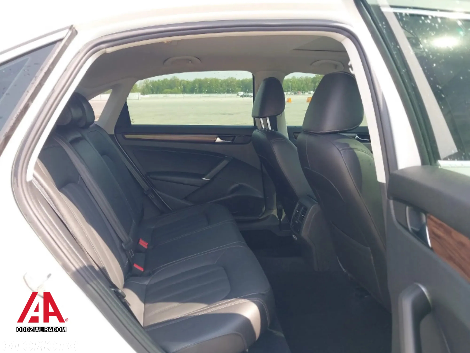 Volkswagen Passat 2.0 TSI Elegance DSG - 15