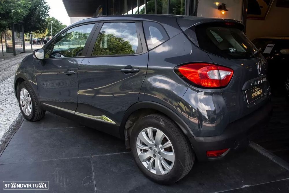 Renault Captur 0.9 TCE Exclusive - 3