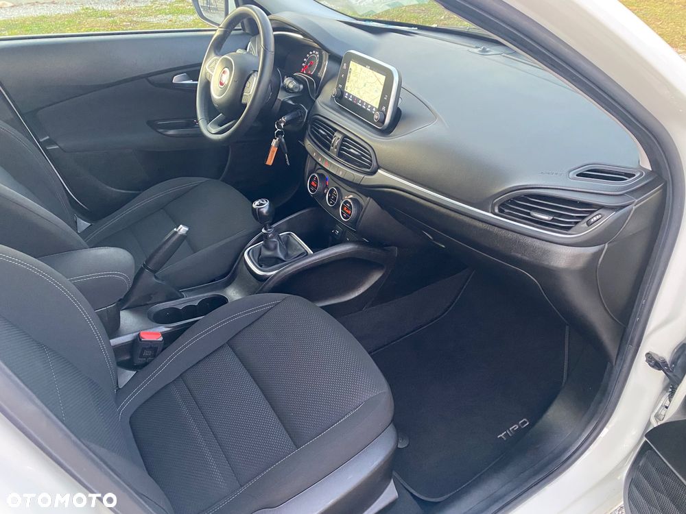 Fiat Tipo 1.4 T-Jet Lounge - 27