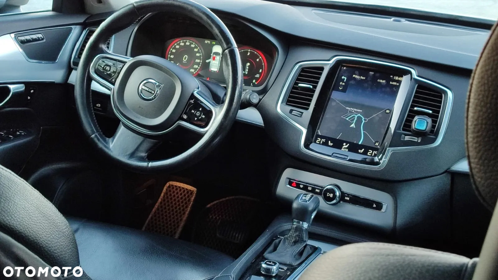 Volvo XC 90 B5 D AWD Geartronic Momentum - 13