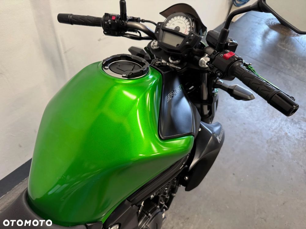 Kawasaki ER - 30