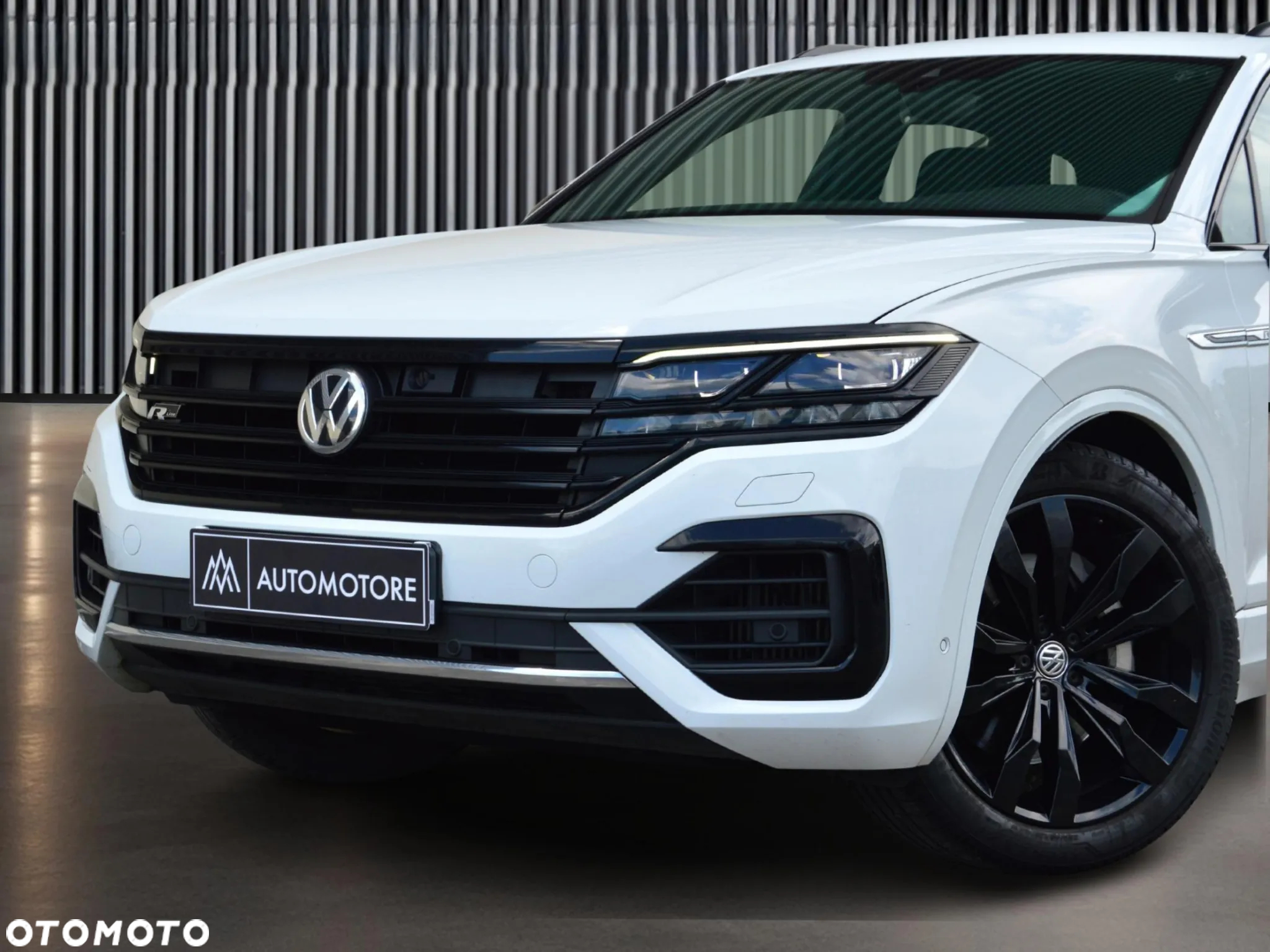 Volkswagen Touareg 3.0 V6 TFSI 4Motion R-Line - 2