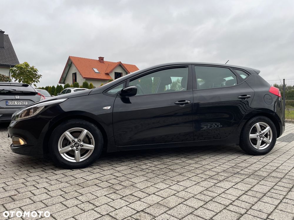 Kia Ceed 1.4 CVVT Dream Team Edition - 8