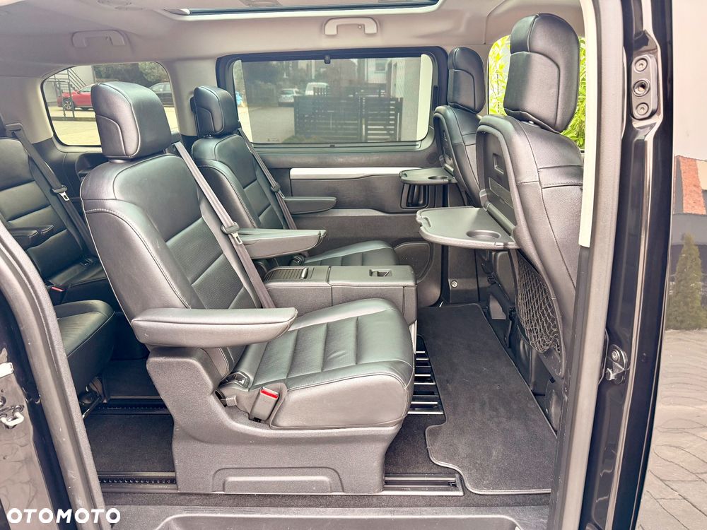 Peugeot Traveller - 38