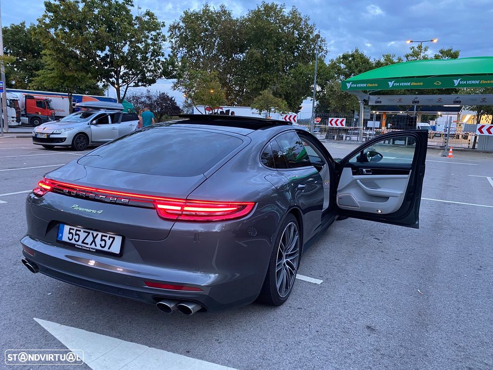 Porsche Panamera - 7