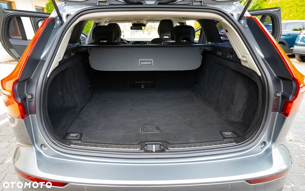 Volvo V60 D3 Drive-E Momentum - 26