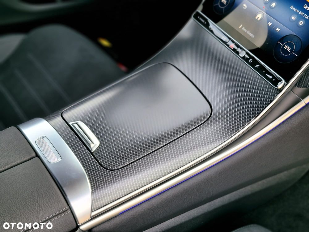 Mercedes-Benz GLC 200 mHEV 4-Matic AMG Line - 26