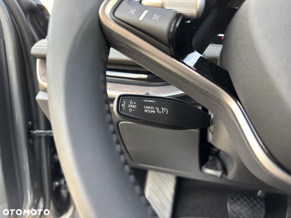 Skoda Superb 1.5 TSI L&K DSG - 23