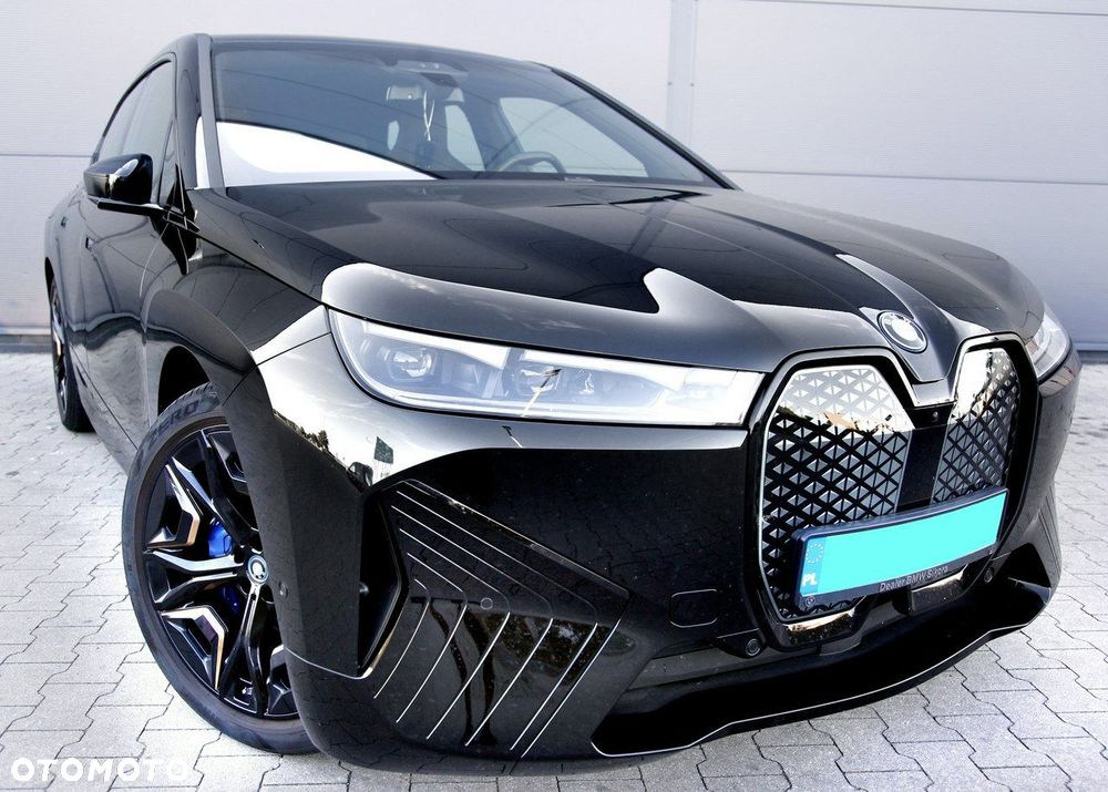 BMW iX xDrive40 76.6kWh Signature - 2
