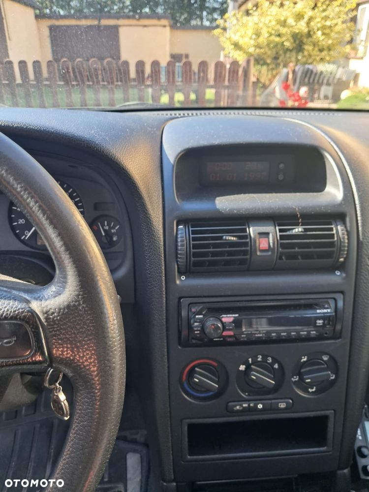 Opel Astra II 1.7 DTI - 5
