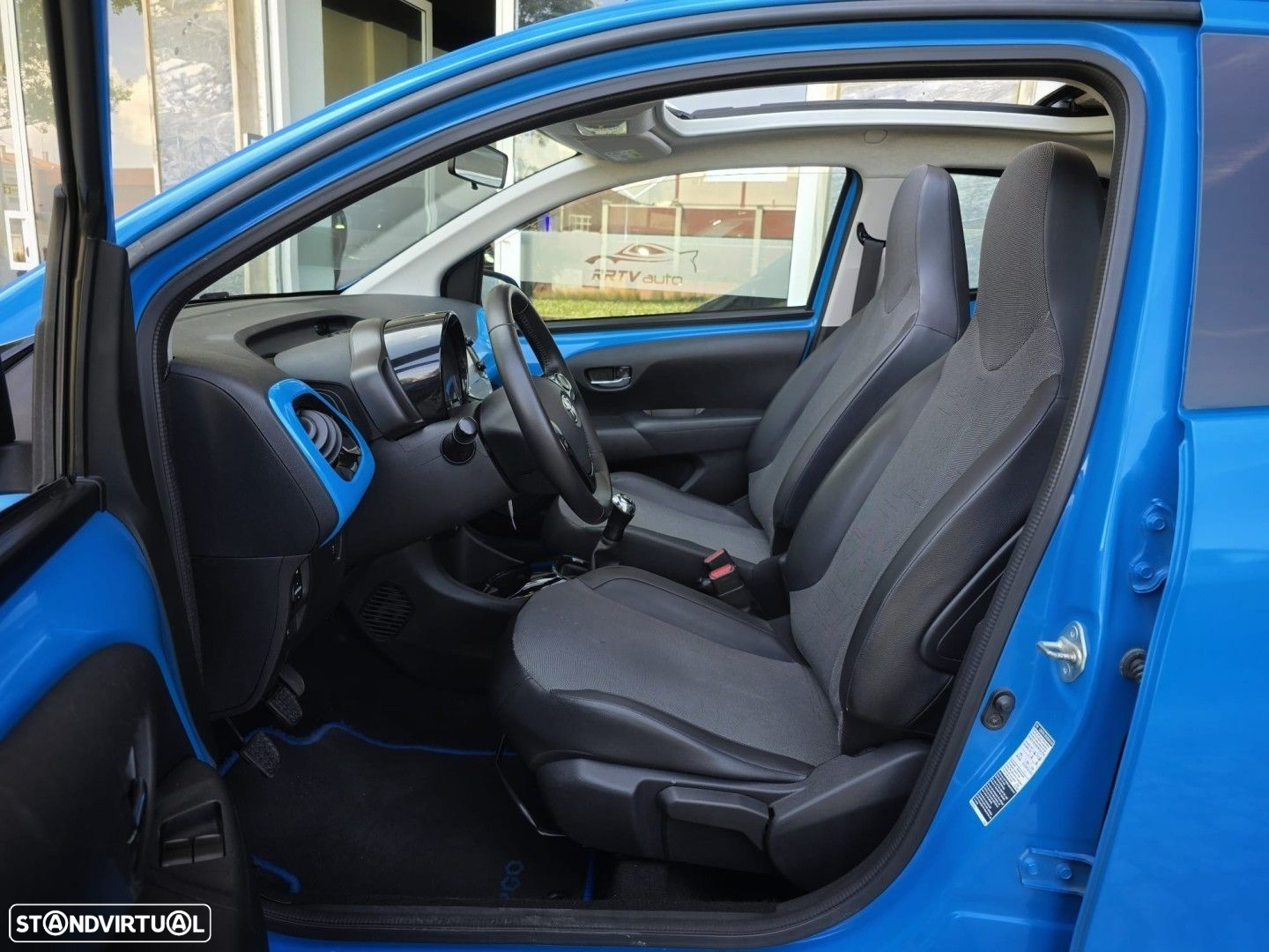 Toyota Aygo 1.0 X-Play Plus - 26
