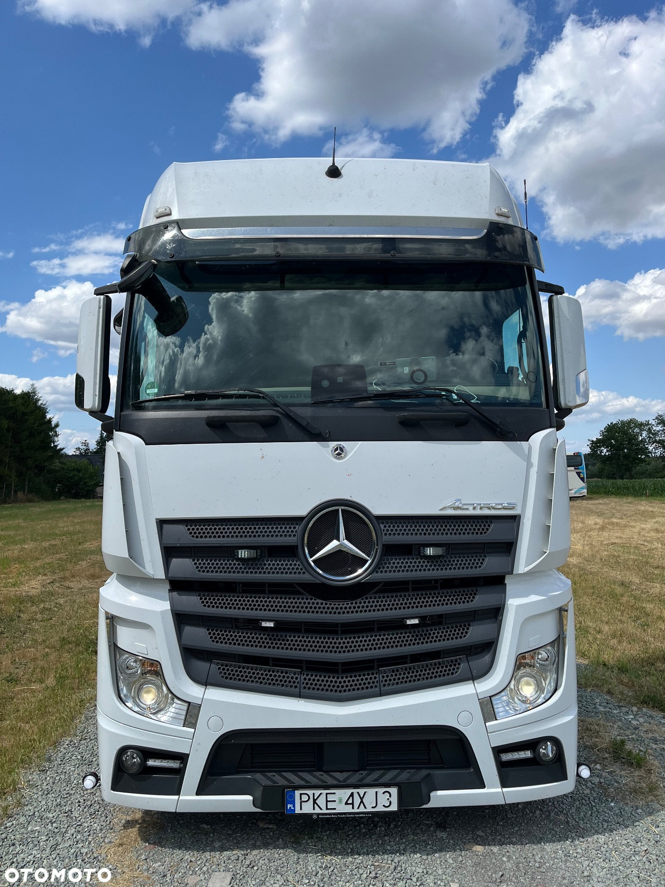 Mercedes-Benz ACTROS - 8