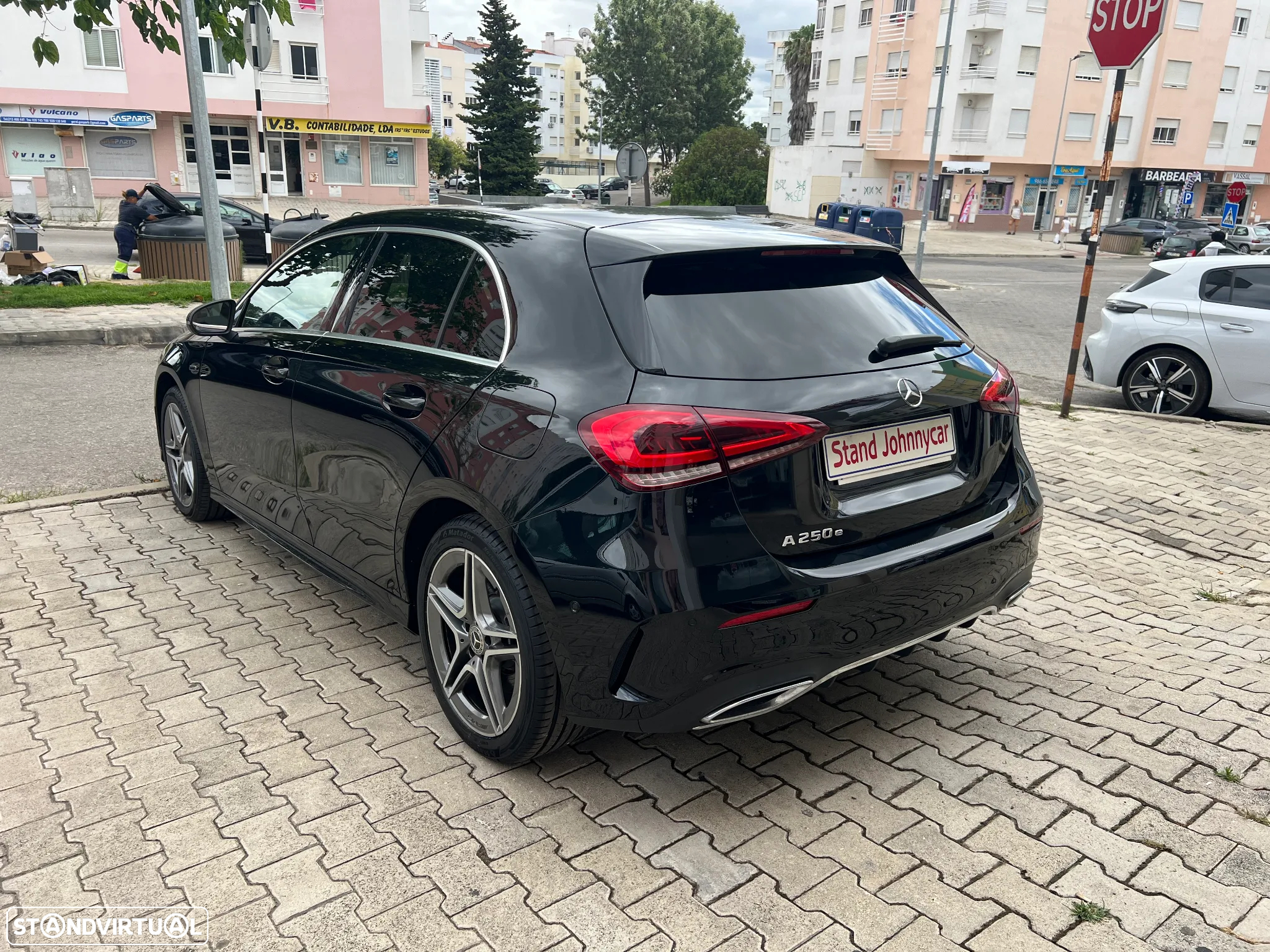 Mercedes-Benz A 250 e AMG Line - 5