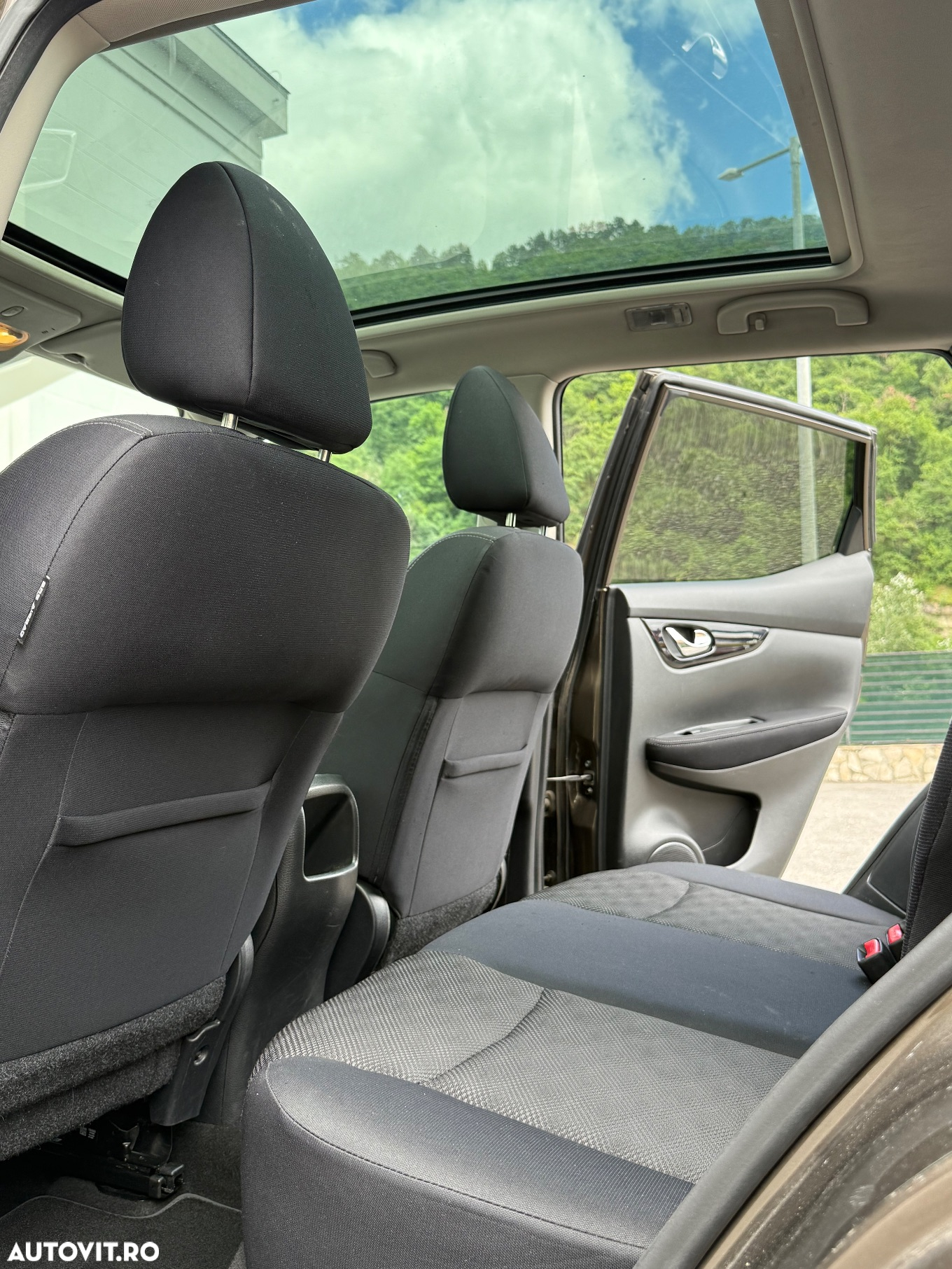 Nissan Qashqai 1.5 DCI N-Connecta - 8