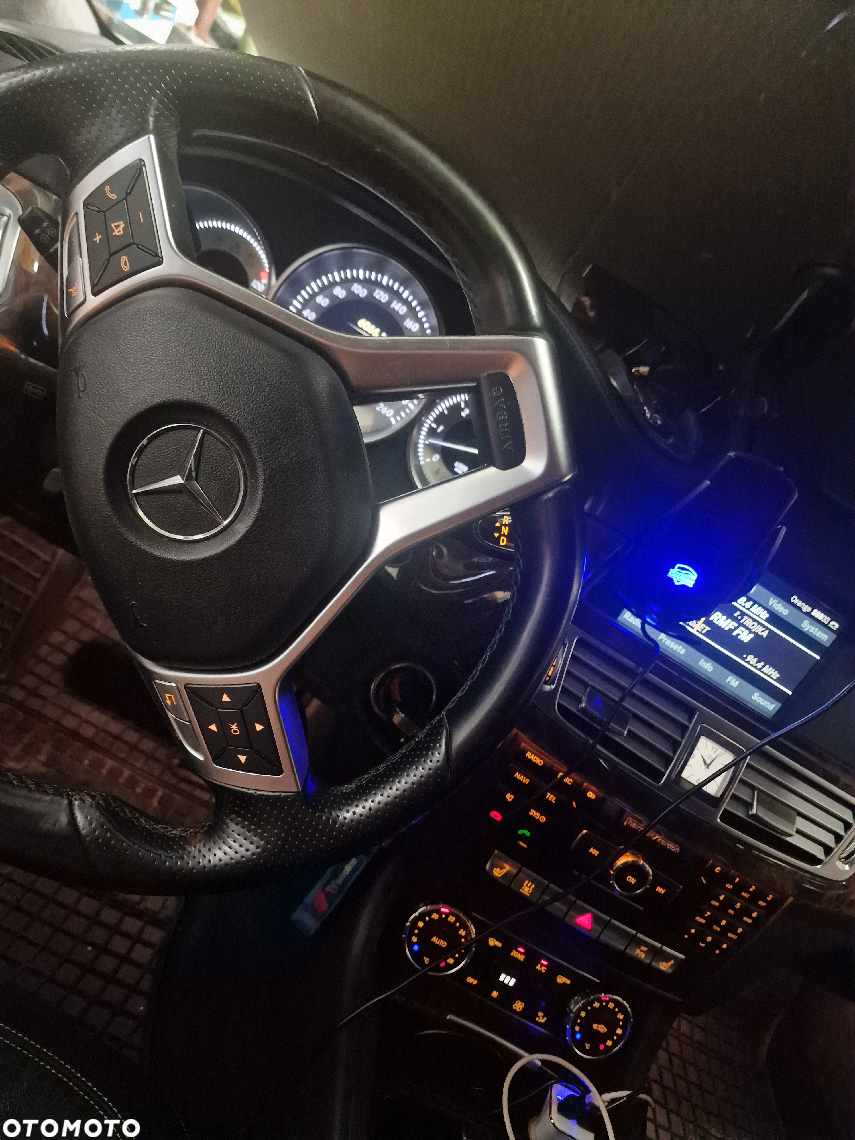 Mercedes-Benz CLS 350 CDI BlueEff - 26