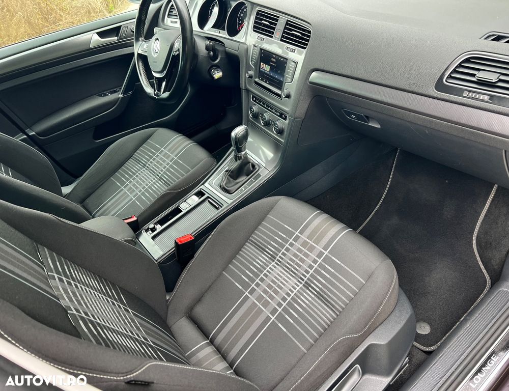 Volkswagen Golf 1.4 TSI BlueMotion Technology DSG Lounge - 11