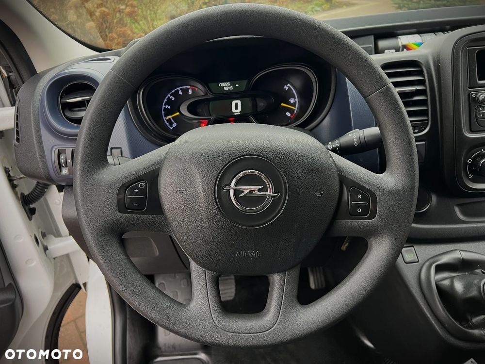 Opel VIVARO - 29