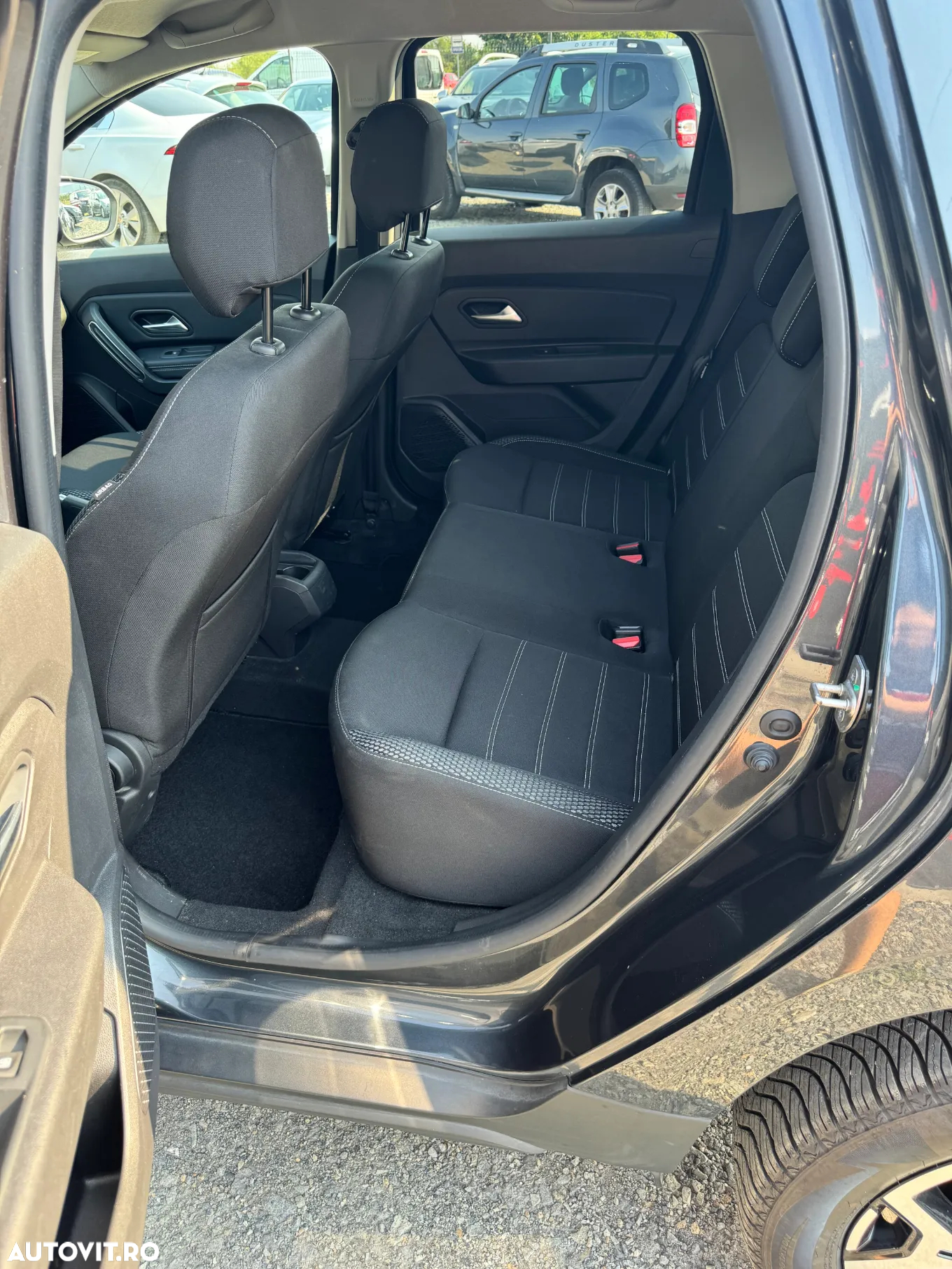 Dacia Duster 1.6 SCe 4WD Prestige jante 17" - 8