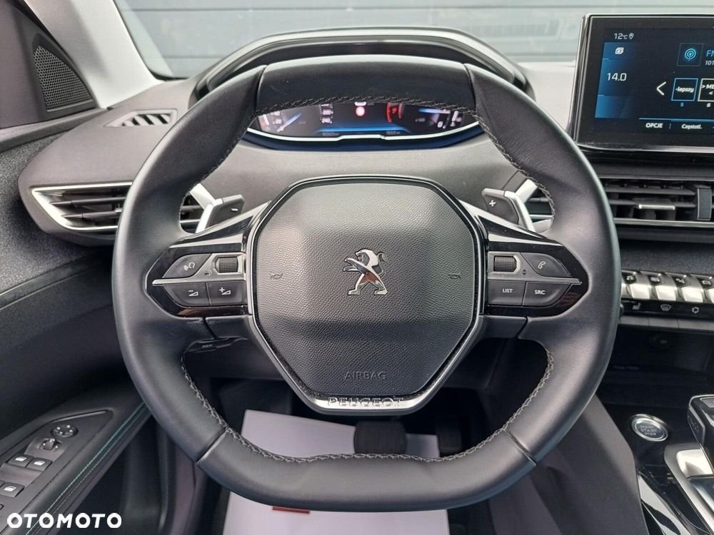 Peugeot 3008 1.2 PureTech Allure S&S EAT8 - 19