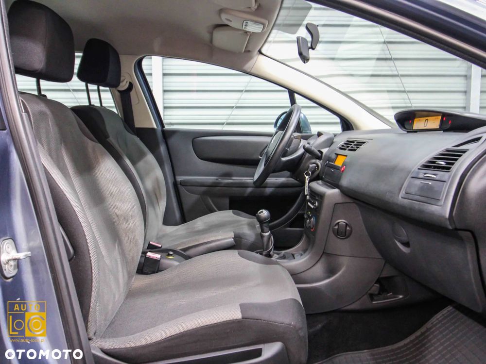 Citroën C4 1.6 16V Style - 9
