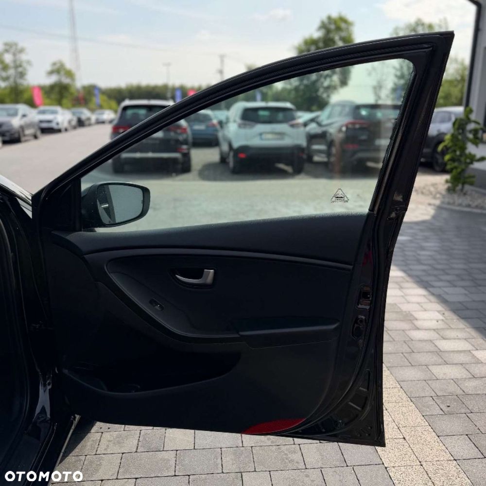 Hyundai i30 - 33