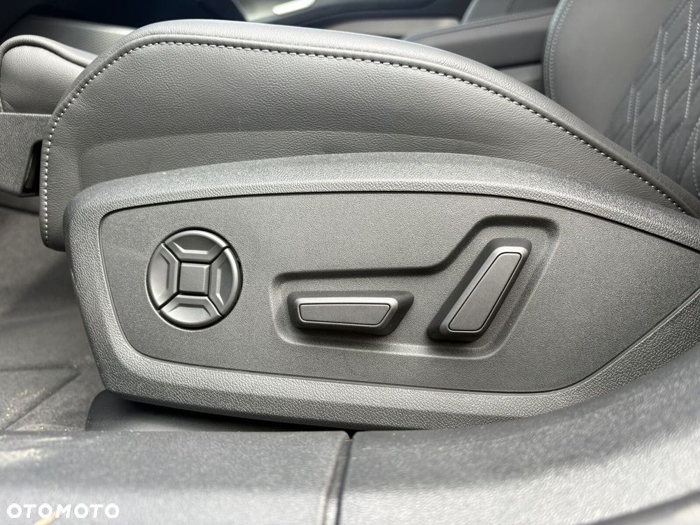 Audi Q8 - 14