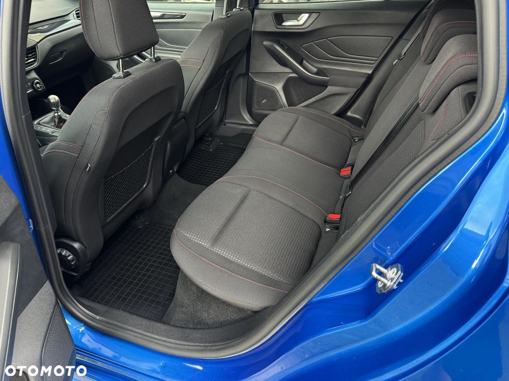 Ford Focus - 20