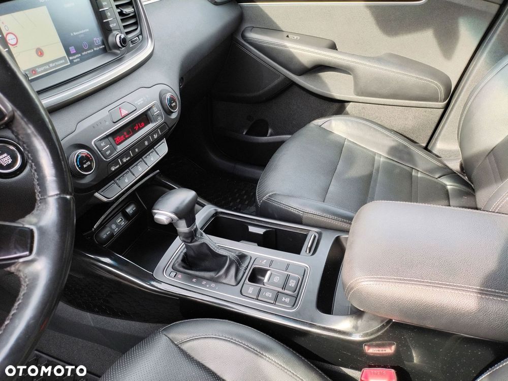 Kia Sorento - 12