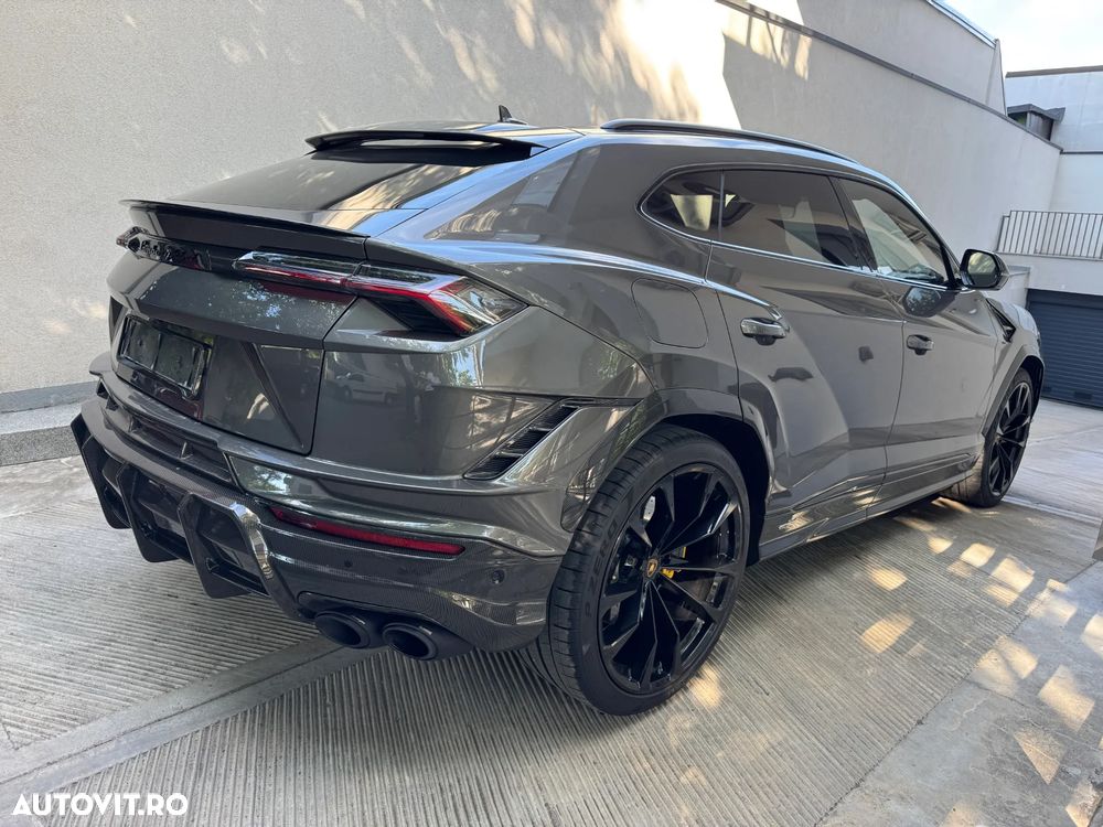 Lamborghini URUS - 5