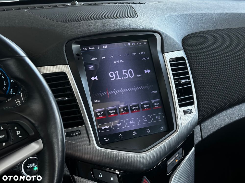 Chevrolet Cruze - 26