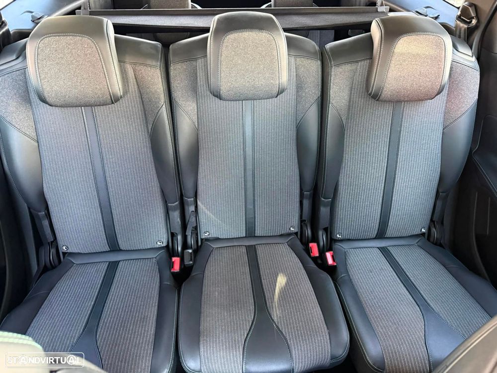 Peugeot 5008 1.5 BlueHDi Allure Pack EAT8 - 16