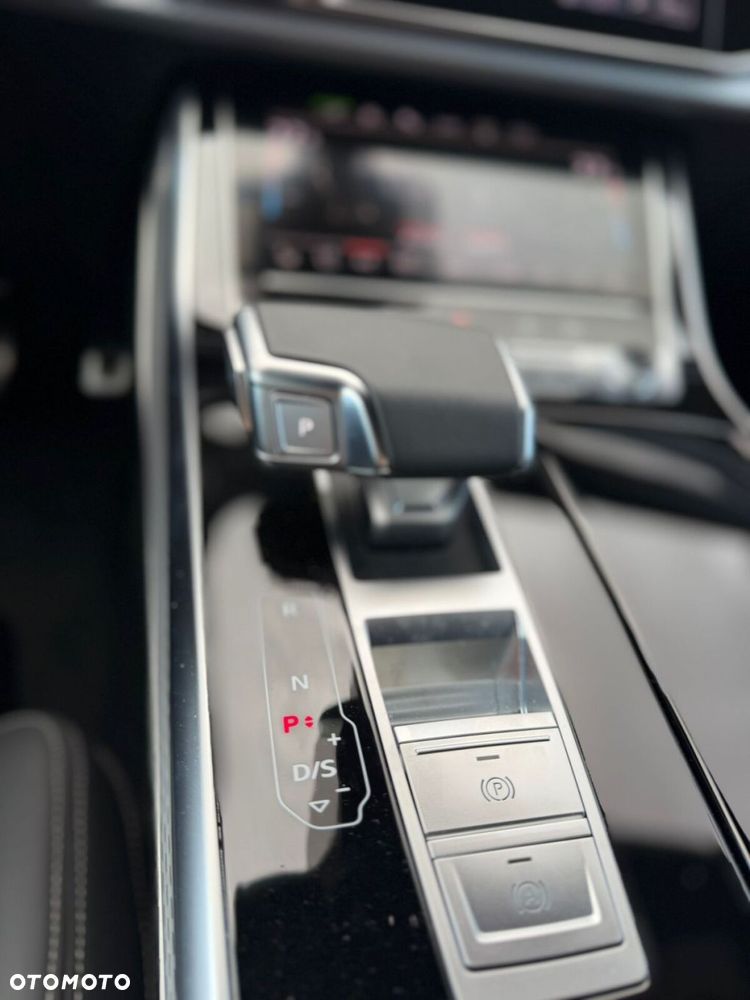 Audi Q8 TFSI e PHEV 360 kW Quattro Tiptronic - 31