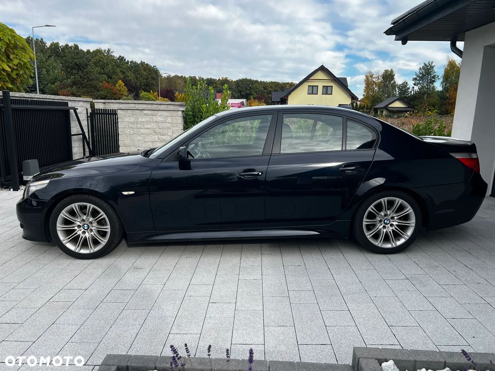 BMW Seria 5 523i - 11